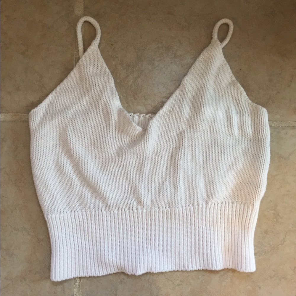 Cute white crop top <3